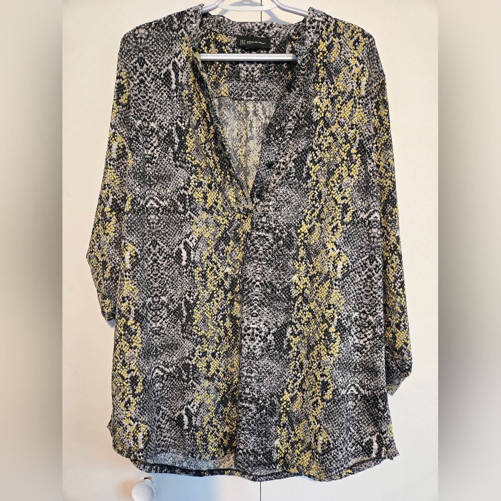 INC International Concepts Snake Skin Patterned Top with Belt